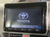 【メーカー純正9インチナビ】インテリアに溶け込むスタイリッュな「専用設計」メーカーナビを装備♪視認性や操作性など基本性能にも優れ、より上質なカーライフをお楽しみいただけます。