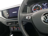 左側にオーディボリュームコントロールスイッチがあります。
