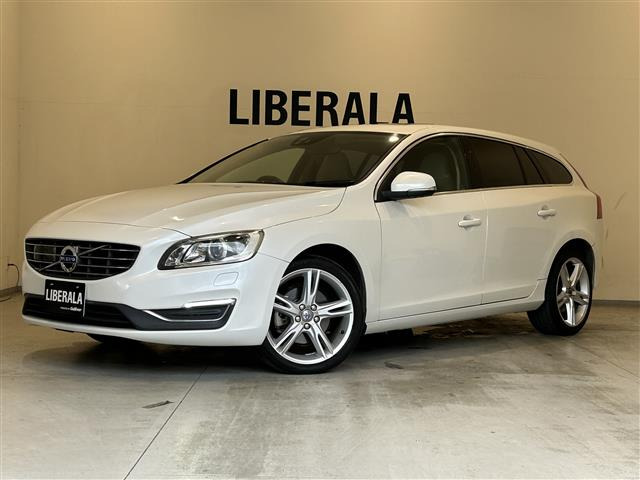 V60 D4 クラシック ディーゼル 本革シート サンルーフ