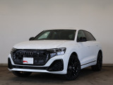 アウディ Q8 55 TFSI クワトロ Sライン 4WD