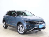 Das WeltAuto独自の項目チェックリストに基づき、入念に車両チェックとクリーニングを実施。美しく高品質な車をご提供します。