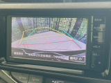 【バックカメラ】駐車時に後方がリアルタイム映像で確認できます。大型商業施設や立体駐車場での駐車時や、夜間のバック時に大活躍!運転スキルに関わらず、今や必須となった装備のひとつです!