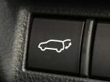 【パワーバックドア】スマートキーや運転席のボタンを押すだけでリアゲートが自動で開閉します!荷物を持っている時や、高い位置にあるバックドアを閉める際に便利な機能です♪