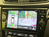 【アラウンドビューモニター】専用のカメラにより、上から見下ろしたような視点で360度クルマの周囲を確認することができます☆死角部分も確認しやすく、狭い場所での切り返しや駐車もスムーズに行えます。