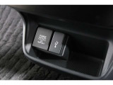 スマートフォンなどの音楽再生が可能なUSB接続ジャック装備車両です♪♪♪