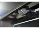 バックカメラです。後ろも見えないと不安ですがバックして駐車する時に大活躍するバックカメラもしっかりと装備されています。