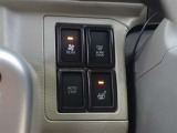 運転席にはシートヒーターが装備されておりますので、寒い日でも快適にお過ごしいただけます♪