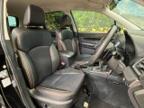 運転席シート廻りは使用感も少なく、良好な状態となっています。丁寧に使われていたことがよくわかりますね。