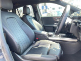 GLAクラス GLA200d 4マチック 4WD 本革シート