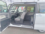 お客様に安心してお乗り頂けるように、ご納車前には車両の点検と消耗部品の交換をさせて頂きます.