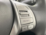 【クルーズコントロール】高速道路もラクラク走行。アクセルを離しても一定速度で走行ができ、長距離運転時の負担を軽減!加速・減速も簡単なスイッチ操作で調整できます。
