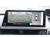 全周囲モニター付で、車庫入れも駐車もラクラクです。
