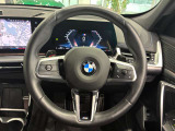 ☆ お車は内外装とも常駐している専門業者が自拠点にて丁寧に仕上げさせて頂きご納車させて頂きます。ご納車前の整備から最終の内外装仕上げやイノベクションコーティングまで、自拠点内ですべて仕上がります。