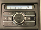 車内空調は&rdquo;AUTOエアコン&rdquo;にお任せ。運転に集中出来ますよ!