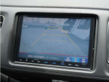 【バックカメラ】駐車が苦手な方でも安心してお乗りいただけます。リバース連動で画面が切り替わるのでとっても便利です。