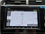 【純正8インチナビ】専用設計で車内の雰囲気にマッチ!ナビ利用時のマップ表示は見やすく、いつものドライブがグッと楽しくなります!