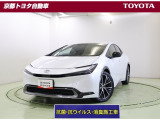 何度も姿を変えながら第一線を走り続ける【プリウス】。先進的でスタイリッシュなフロントフェイス。ワイド&ローなボディで未来へ走りだしたプリウスです。
