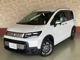 フリードe:HEVクロスターのスロープ車両となります。