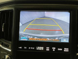 モニターガイドが付いているのでショッピングなどの狭い駐車場や車庫入れなどの時もしっかりと確認しながらバックができるので安心してお出かけできますよ。