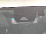 【トヨタセーフティセンス】走行中に前方の車両等を認識し、衝突しそうな時は警報とブレーキで衝突回避と被害軽減をアシスト。より安全にドライブをお楽しみいただけます。