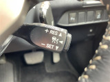 【レーダークルーズコントロール】アクセルを踏まなくても、設定した速度で走行できます!先行車との車間距離を適切に維持する追従走行の機能も有しています。機能には限界があるためご注意ください。