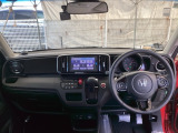 フロントガラスが大きく、ワイドな視界で運転もしやすくなるように、設計されています。
