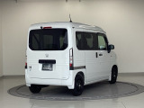 バックカメラが付いているのでバックでの車庫入れも安心です。