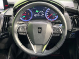 【純正革巻きステアリング】上質な革を使用することで、手にしっかり馴染みとても運転しやすいハンドルです♪