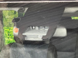 【トヨタセーフティセンス】走行中に前方の車両等を認識し、衝突しそうな時は警報とブレーキで衝突回避と被害軽減をアシスト。より安全にドライブをお楽しみいただけます。