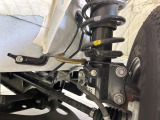 お車を安心してお乗りいただく為には、足回りの定期点検が欠かせません。サービスサポート(有償保証)では無料点検もご提供しており、安心のカーライフをお過ごしいただけるサポート体制が整っています。