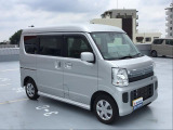 ご遠方のお客様には専門業者を介した陸送納車サービスがございます【※有料】。 お住まい・お届けご希望ご希望の地域をご連絡頂ければ輸送費用のお見積りと輸送期間の目安をご案内させていただきます。