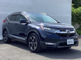 高効率なエンジンをモーターがアシストして走行中の燃費消費を抑えるハイブリッド。停車中もアイドリングストップにより燃費消費と排出ガスをなくします。