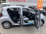 安全・安心な走行のために、納車前にダイハツのクルマを知り尽くしたエキスパートが基本性能に関わる機能や状態を徹底的に点検。消耗部品の交換など法定12ヶ月点検相当の点検・整備を実施しております