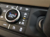 【電子制御エアサスペンション￥341,000】エアサスペンションを搭載しておりますので、車高を上げ下げすることができます。また、走行モードも切り替えられます。