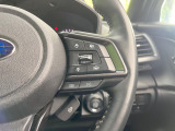【全車速追従機能付クルーズコントロール】高速道路での長距離走行が楽に!!自動で速度を保つクルーズコントロールが、衝突軽減システムと連携し、前方の車両を感知して車間を保つように速度調節してくれます!!