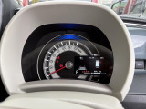 走行2,324kmです。走行は少なめです。