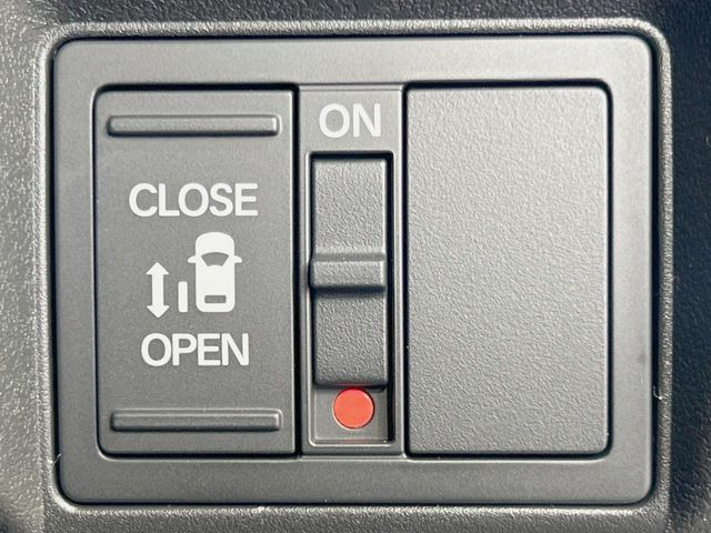 ホンダ N-BOXカスタム ベースグレード の中古車詳細 (登録済未使用車