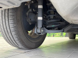 お車を安心してお乗りいただく為には、足回りの定期点検が欠かせません。サービスサポート(有償保証)では無料点検もご提供しており、安心のカーライフをお過ごしいただけるサポート体制が整っています。