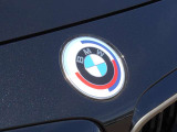 ご納車前には、BMWを熟知したメカニックによる100項目の点検・整備を行います。不具合箇所、交換時期に達している部品に関しましては、全て当社負担で交換してからのご納車となります。