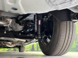 お車を安心してお乗りいただく為には、足回りの定期点検が欠かせません。サービスサポート(有償保証)では無料点検もご提供しており、安心のカーライフをお過ごしいただけるサポート体制が整っています。