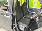 運転席シート廻りは使用感も少なく、良好な状態となっています。前オーナー様が丁寧に使っていたことがよくわかりますね。