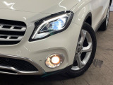 ●LEDヘッドライト:夜間走行時も良好な視界を確保し安心して運転できる高輝度LEDヘッドライトを装備!点灯速度が早く、消費電力も抑えられています。