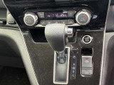 ☆電動パーキングブレーキです。停車時にブレーキ保持をしてくれるオートホールド機能付き。