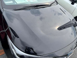 ボンネットの画像です。車両状態など手軽にご確認いただけるオンライン相談もございます!ぜひご利用くださいませ♪