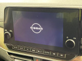 【メーカー純正ナビ】インテリアに溶け込むスタイリッシュな「専用設計」メーカーナビを装備♪視認性や操作性など基本性能にも優れ、より上質なカーライフをお楽しみいただけます。