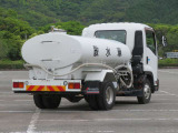 フォワード 散水車 