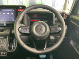 【純正革巻きステアリング】上質な革を使用することで、手にしっかり馴染みとても運転しやすいハンドルです♪