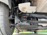 お車を安心してお乗りいただく為には、足回りの定期点検が欠かせません。サービスサポート(有償保証)では無料点検もご提供しており、安心のカーライフをお過ごしいただけるサポート体制が整っています。