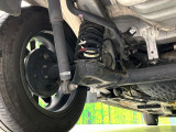 お車を安心してお乗りいただく為には、足回りの定期点検が欠かせません。サービスサポート(有償保証)では無料点検もご提供しており、安心のカーライフをお過ごしいただけるサポート体制が整っています。