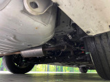お車を安心してお乗りいただく為には、足回りの定期点検が欠かせません。サービスサポート(有償保証)では無料点検もご提供しており、安心のカーライフをお過ごしいただけるサポート体制が整っています。